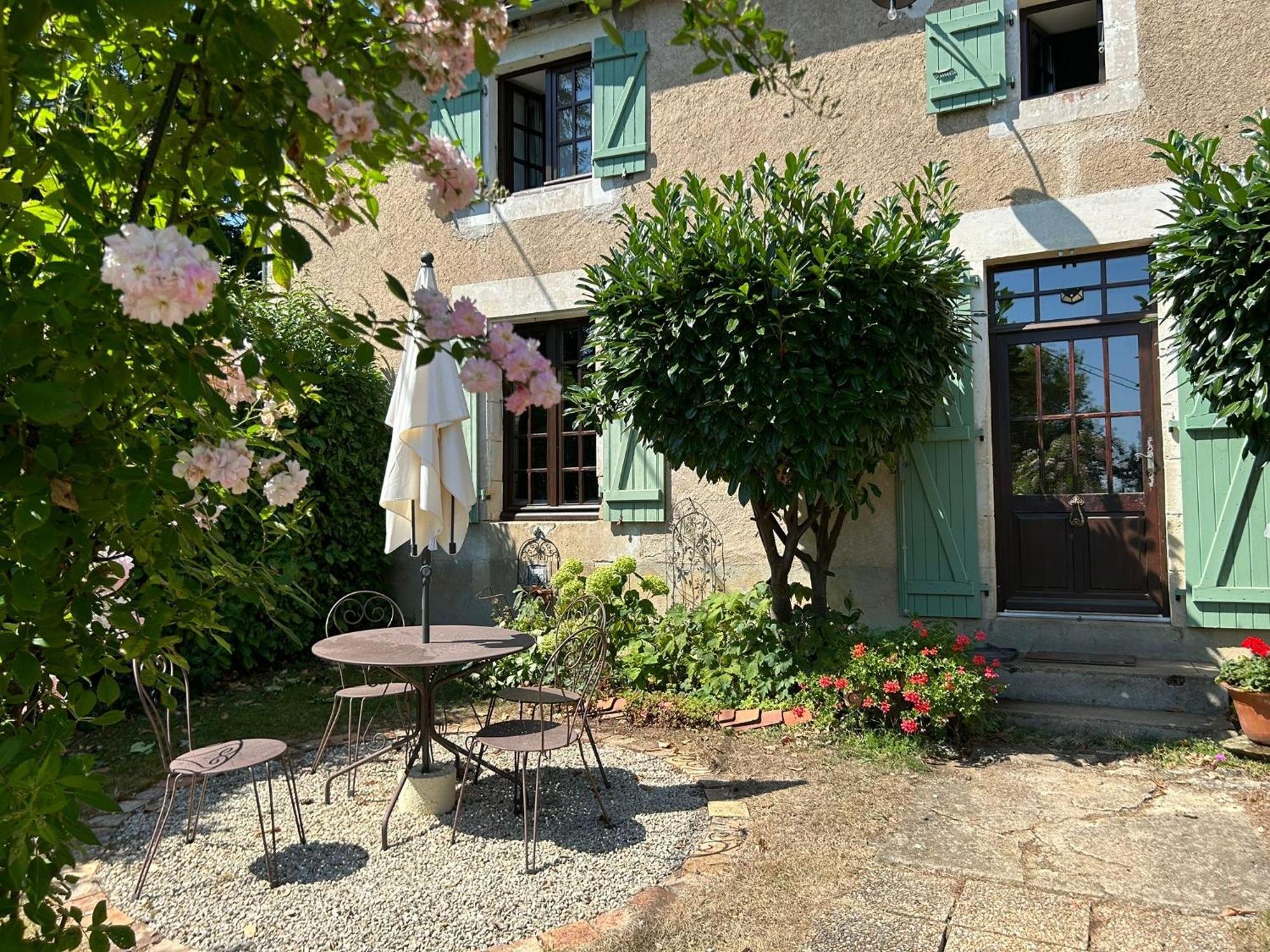 Bed and Breakfast Chez Tabuteau à Plaisance  Extérieur photo